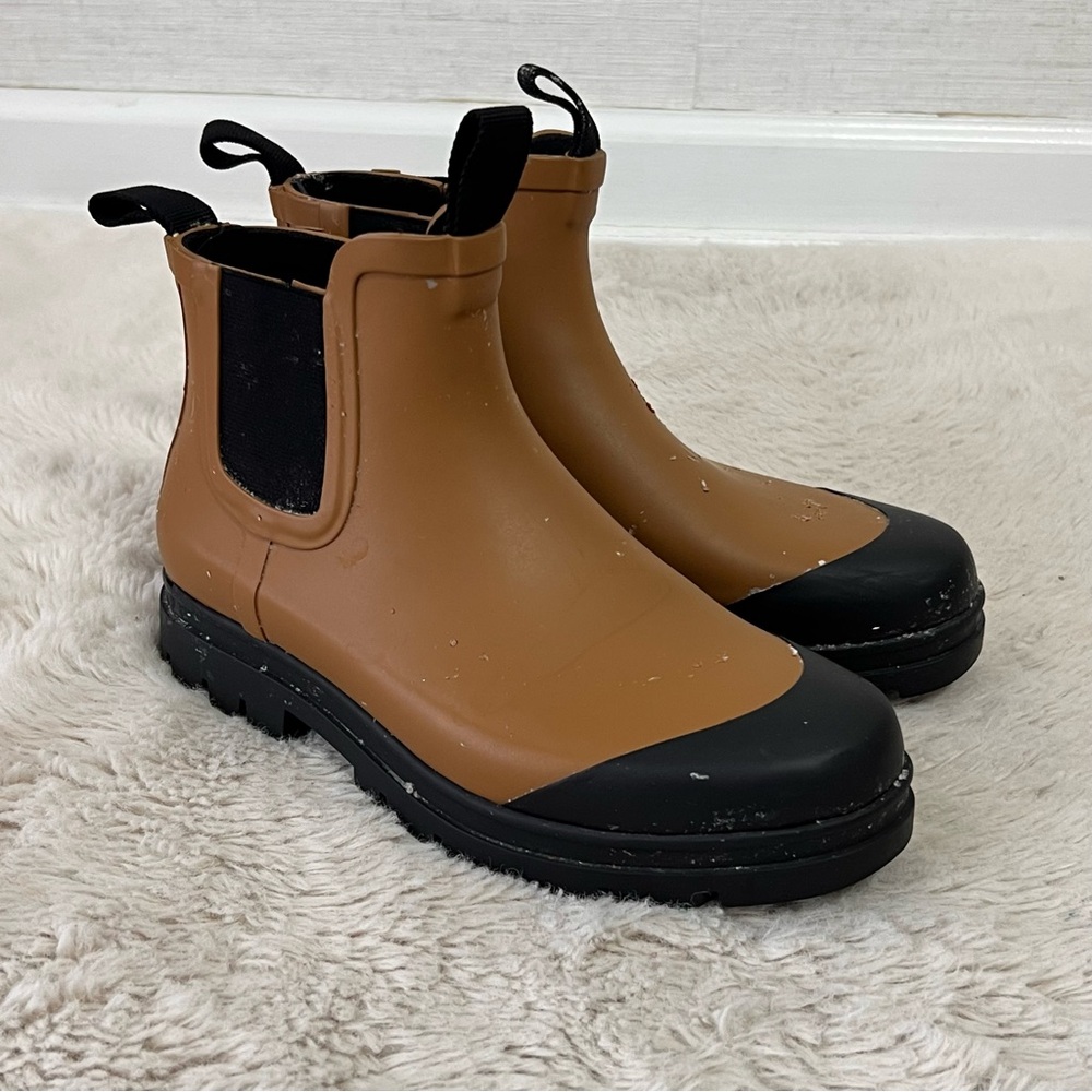 Everlane Chelsea Rain Boots